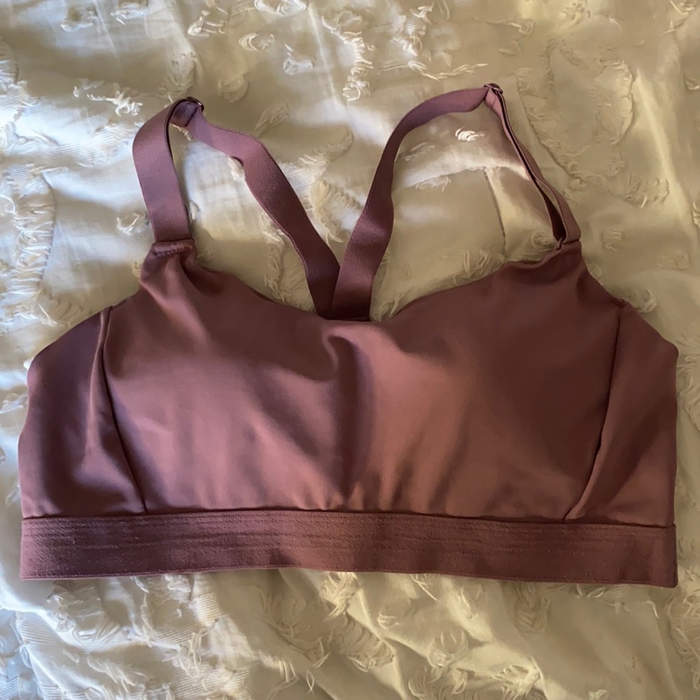 Sports bra with built in pads